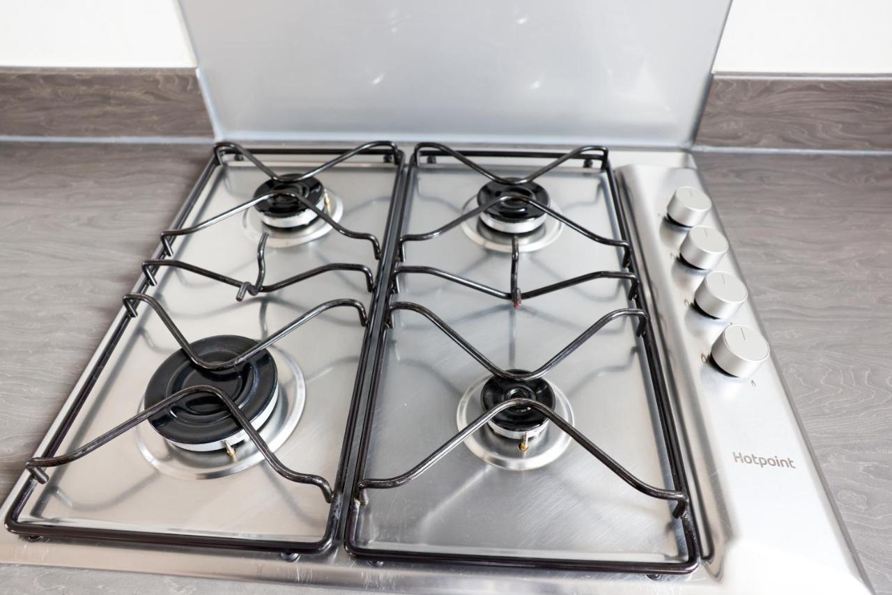 Stunning Two-Bedroom Apartment At A3Ree, Free Parking, Near Cribbs Causeway Mall Bristol Ngoại thất bức ảnh