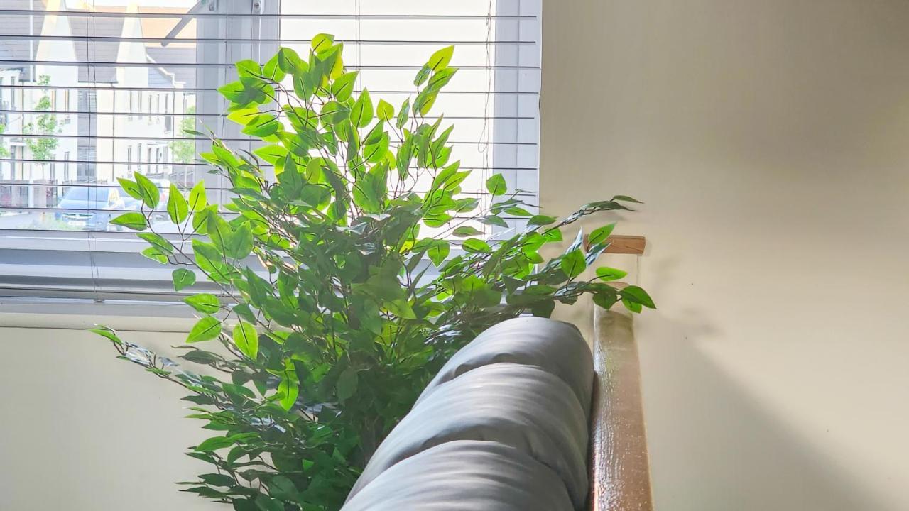 Stunning Two-Bedroom Apartment At A3Ree, Free Parking, Near Cribbs Causeway Mall Bristol Ngoại thất bức ảnh