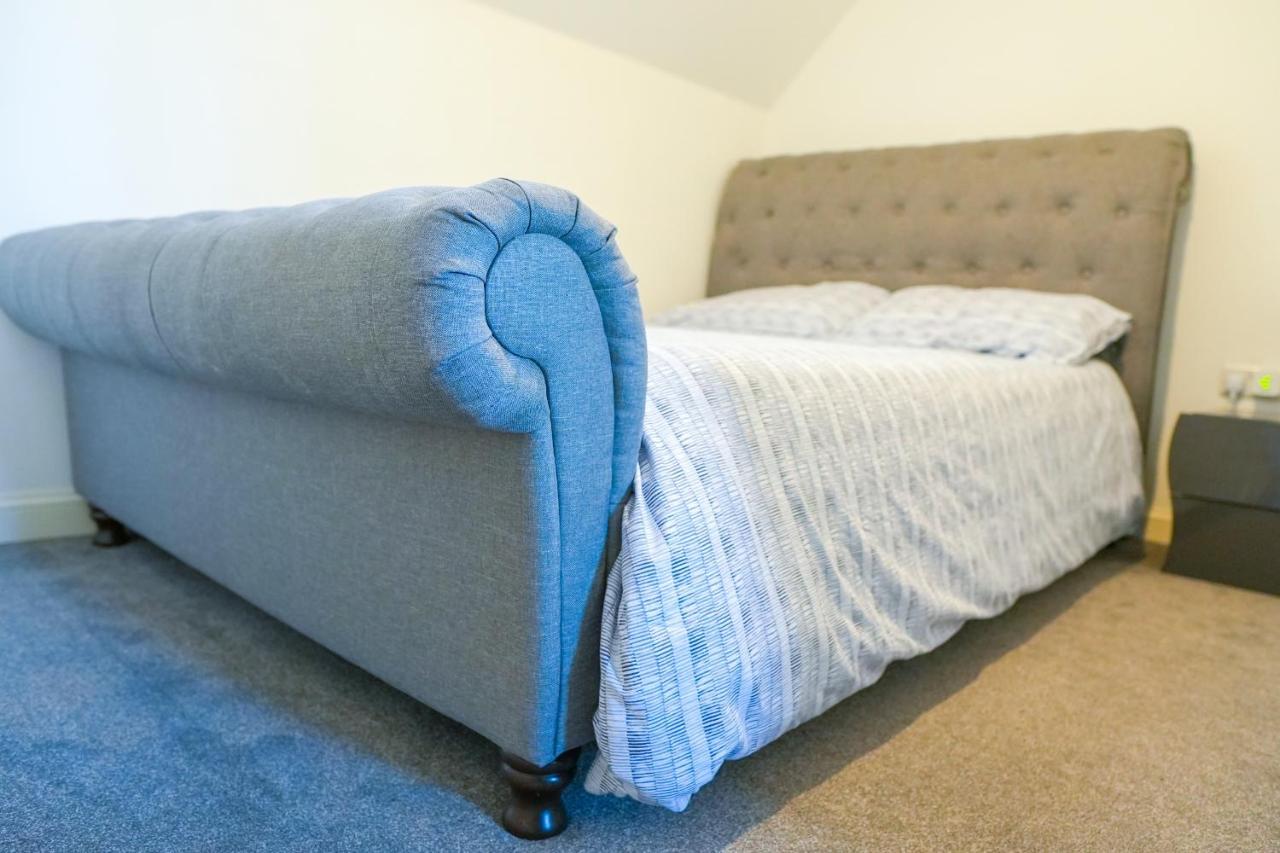 Stunning Two-Bedroom Apartment At A3Ree, Free Parking, Near Cribbs Causeway Mall Bristol Ngoại thất bức ảnh